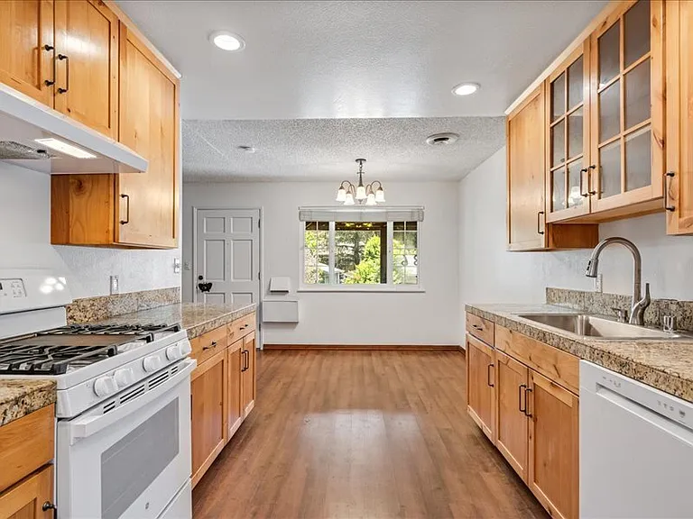 336 Triplett Dr — Photo 8