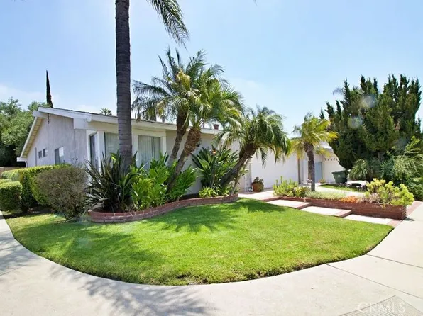 8142 Quakertown Ave, Winnetka, CA 91306