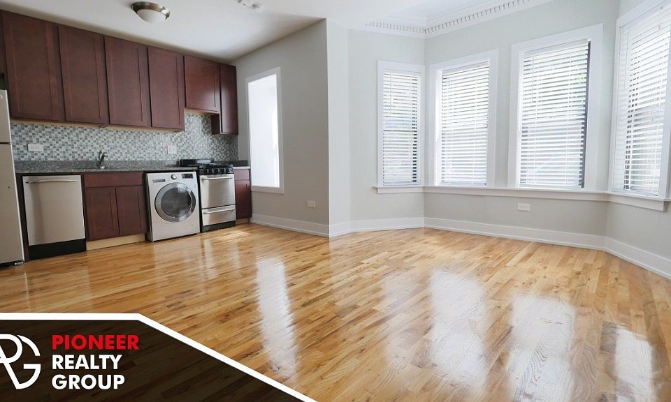1st image of 550 W Arlington Pl #550102