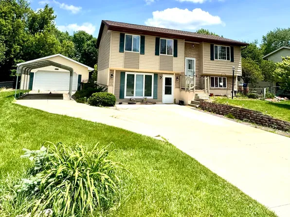 2610 Renfrew Way, Lansing, MI 48911