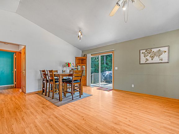 4th image of 18943 Tall Timbers Dr