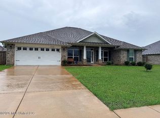 6206 Diamond Ln, Biloxi, MS 39532