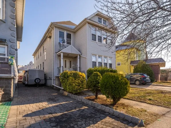 19 Chilton St, Elizabeth City, NJ 07202