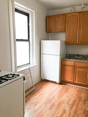 Rented by Bohemia Realty Group | media 9