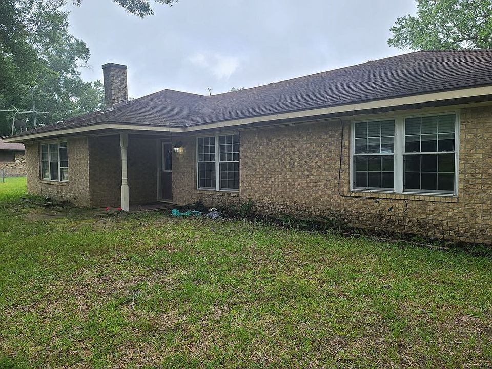 1st image of 23114 Laura Ln