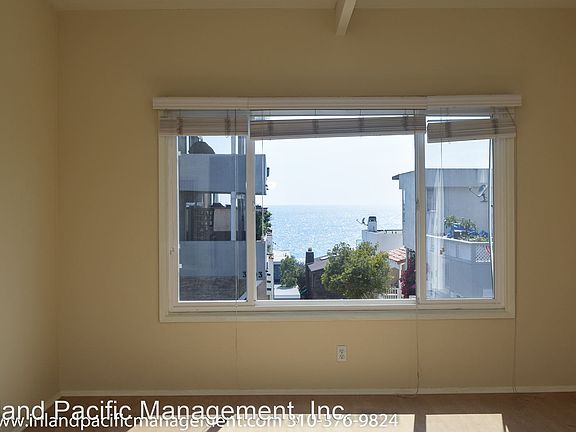 2nd image of 3310 Manhattan Ave