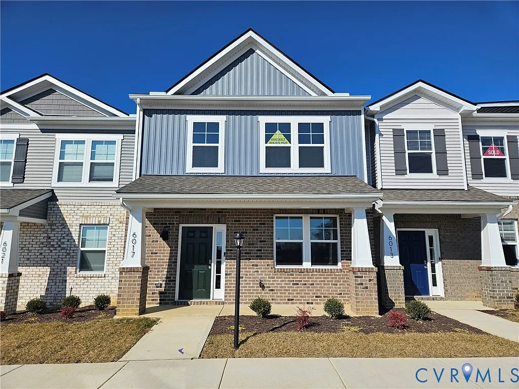 5905 Banyan Ln photo 1