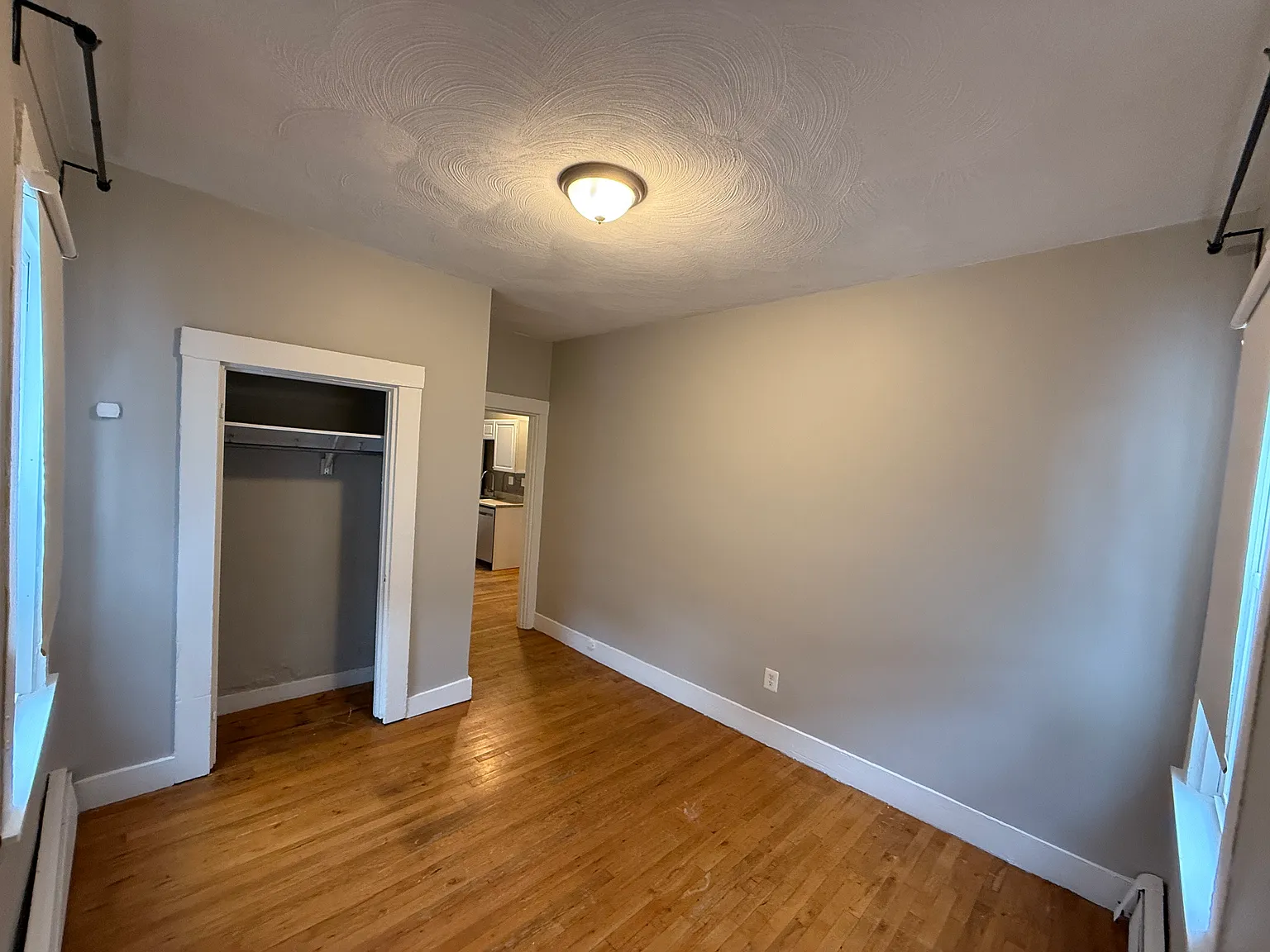 1 bed, 500 sqft, $3,350 — Photo 4