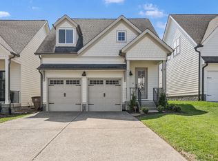 5535 Knob Rd, Nashville, TN 37209