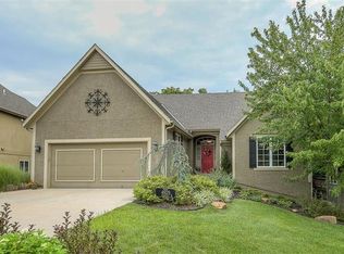 4929 Parkhill St, Shawnee, KS 66216