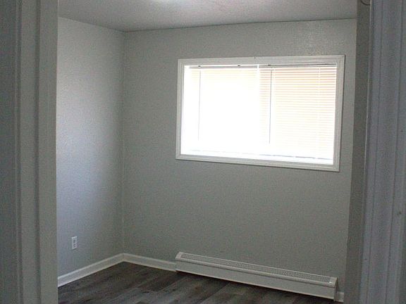 4th image of 1418 W Mitchell St APT 103