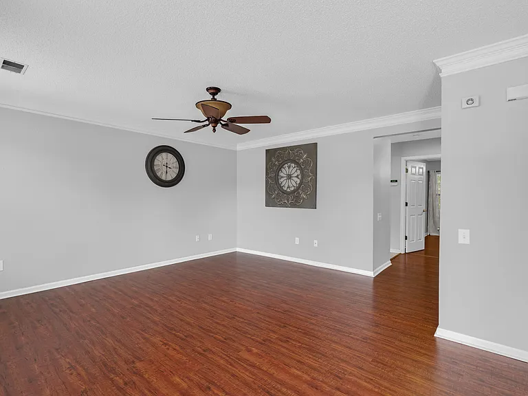 4887 Habersham Ln — Photo 5
