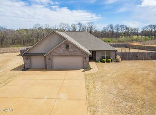 66 Pecan Ridge Dr, Jackson, TN 38305