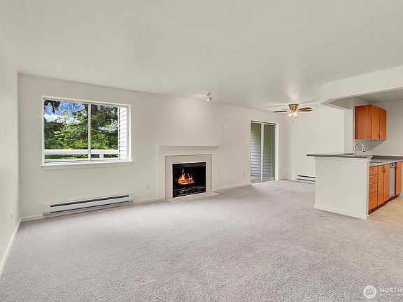 3rd image of 15415 35th Avenue W #F202