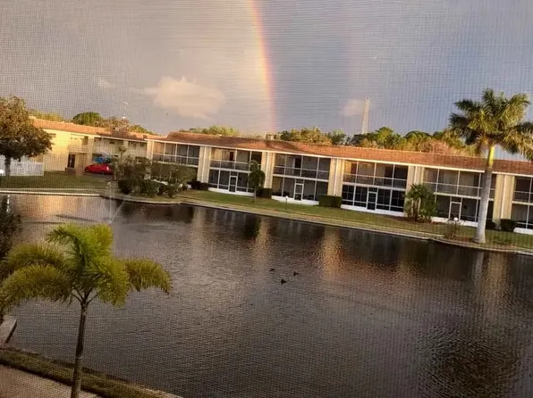 2135 N Courtenay Pkwy APT A205, Merritt Island, FL 32953
