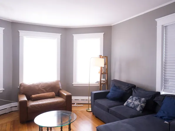 135-137 Clara St #135, New Bedford, MA 02744
