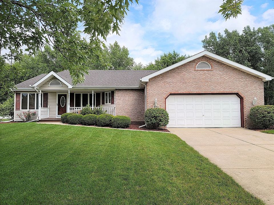 1st image of 8761 Primrose Dr