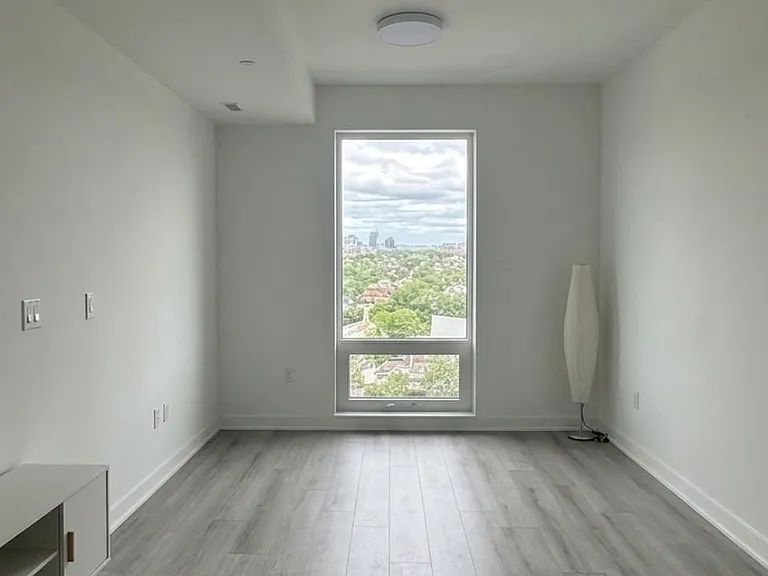 1185 Dupont St #628 — Photo 8