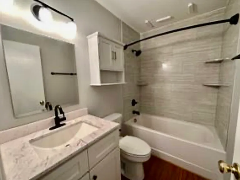207 Northpoint Ave #H — Photo 7