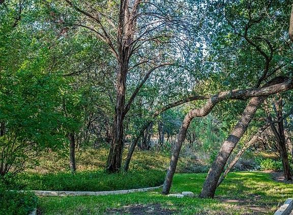 3rd image of 72 Lost Meadow Trl
