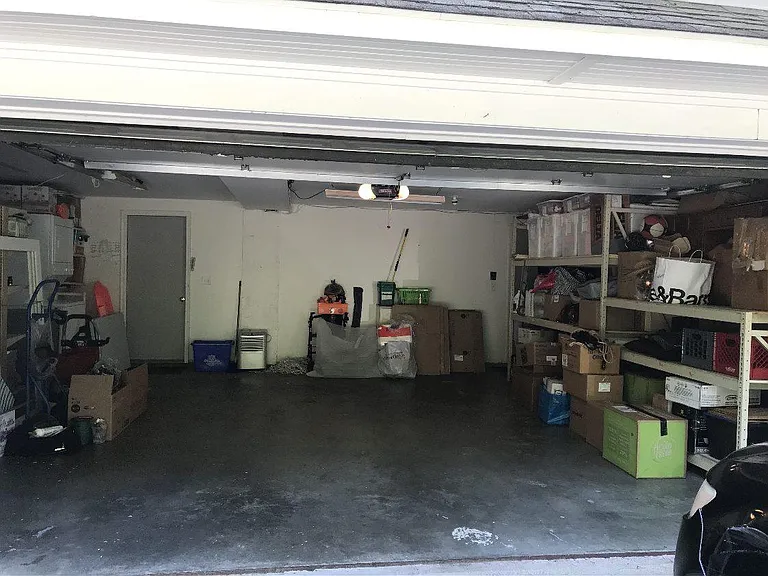 Dillon Ln — Photo 4