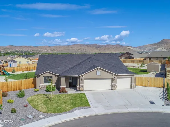 215 Great Vine Ct, Sparks, NV 89441