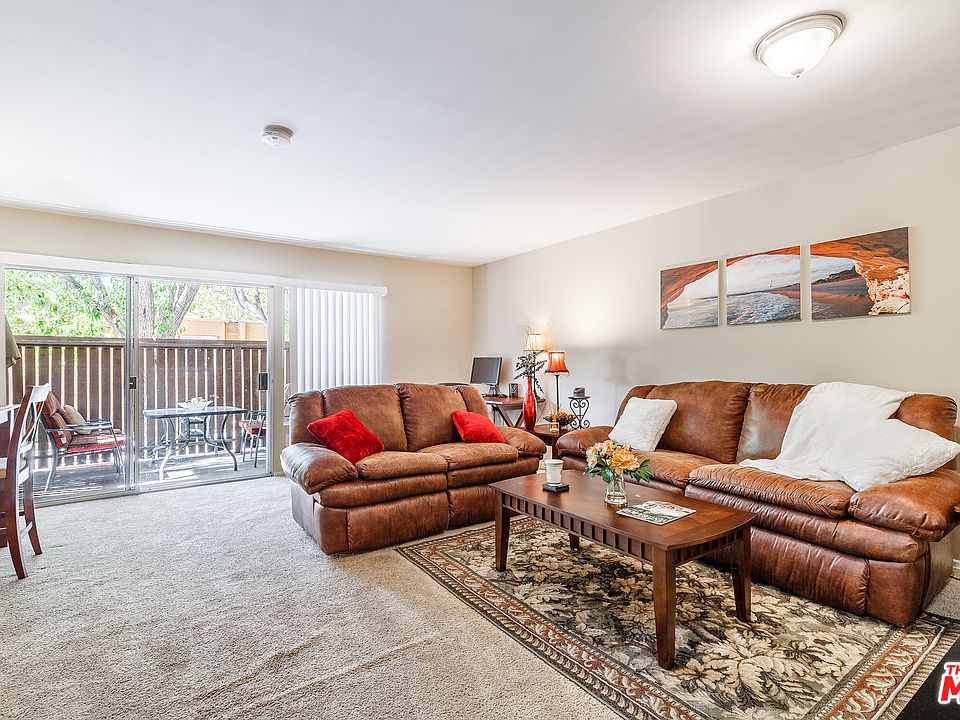1st image of 18350 Hatteras St APT 125