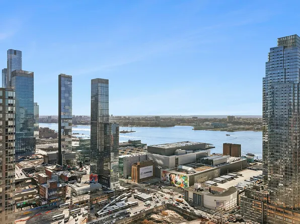 500 West 43rd Street image 10 of 10