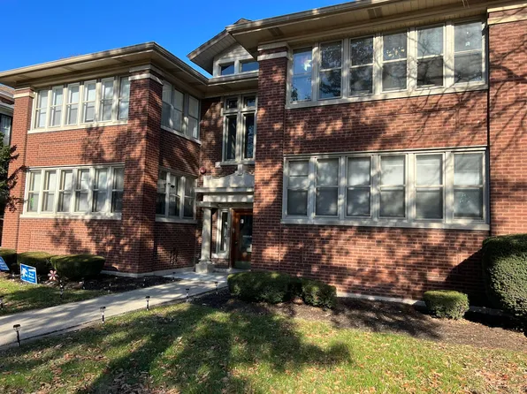 102 Washington Blvd #104-2, Oak Park, IL 60302