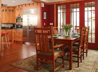 5126 Fairglen Ln, Chevy Chase, MD 20815