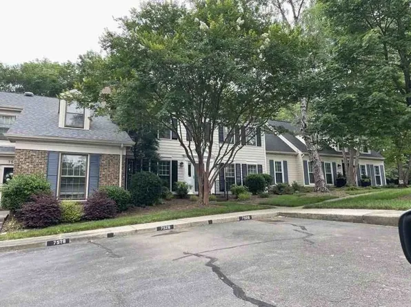 7528 Red Oak Ln, Charlotte, NC 28226