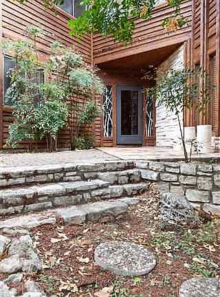4th image of 351 Avenida Serena