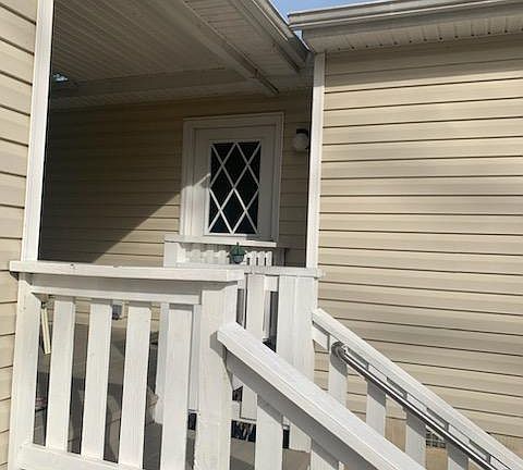 Entrance to guest house.