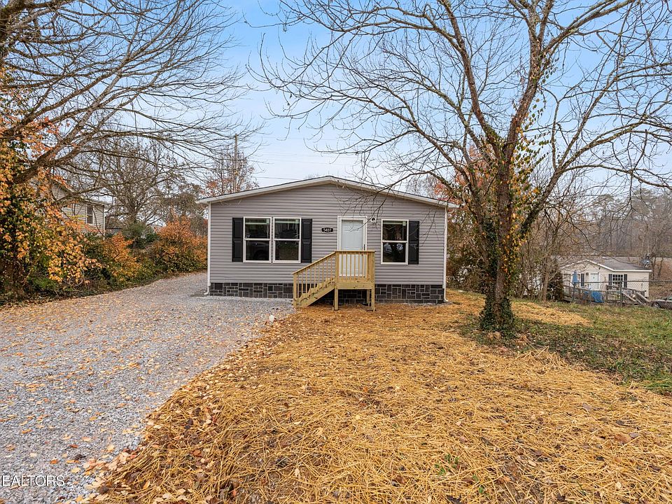 1st image of 5407 Bland Ln