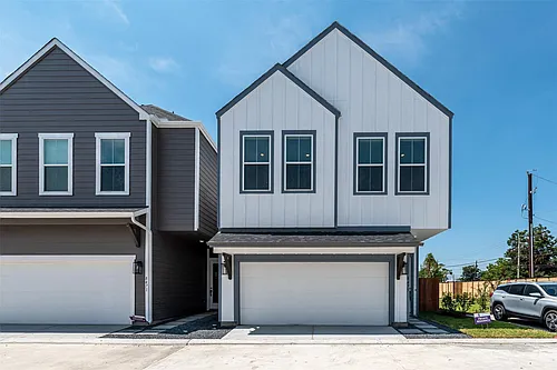 8475 Berry Brush Ln Photo 1