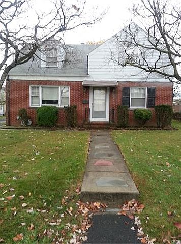 1st image of 35 Wayne Ave
