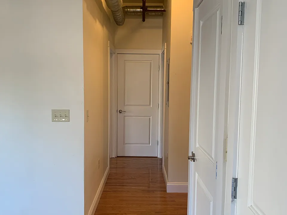 432 Northampton St #108