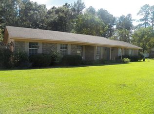 911 Forest Ave, Elba, AL 36323