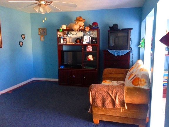 4th image of 1258 Poindexter St
