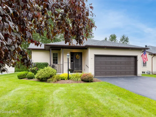 29 Gentry Lane, Queensbury, NY 12804