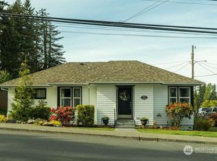 829 Pecks Dr, Everett, WA 98203