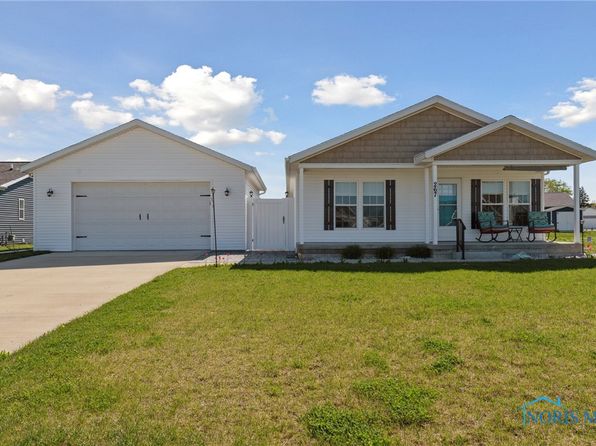 267 Ethan Dr, Fremont, OH 43420