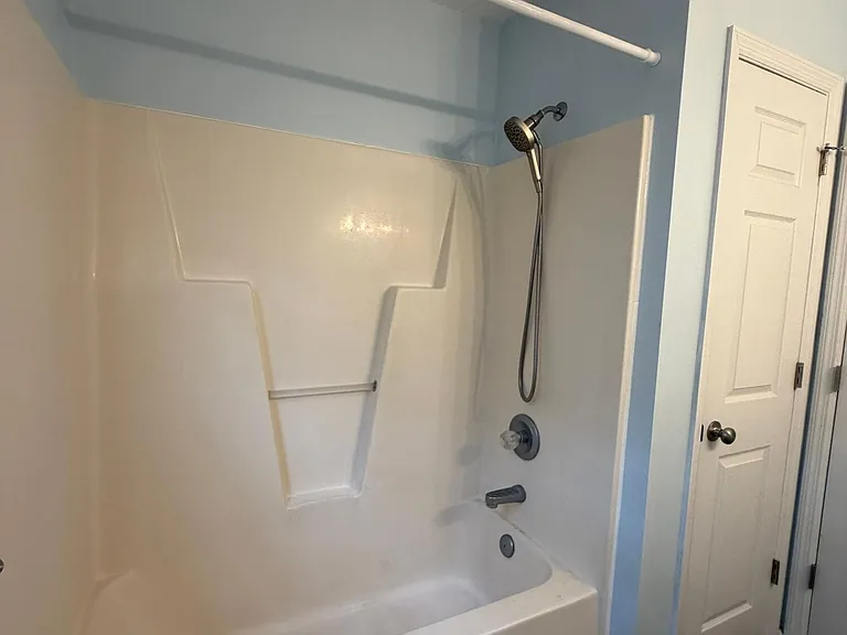 208 Parnell Rd — Photo 14