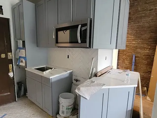 122 West 81st Street image 1 of 12