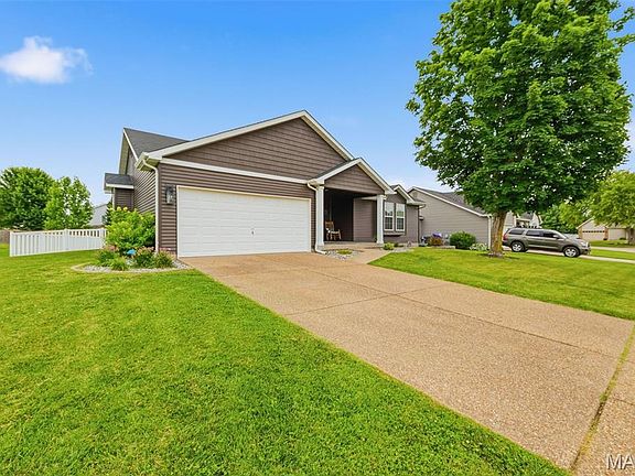 4th image of 1718 Highgrove Dr