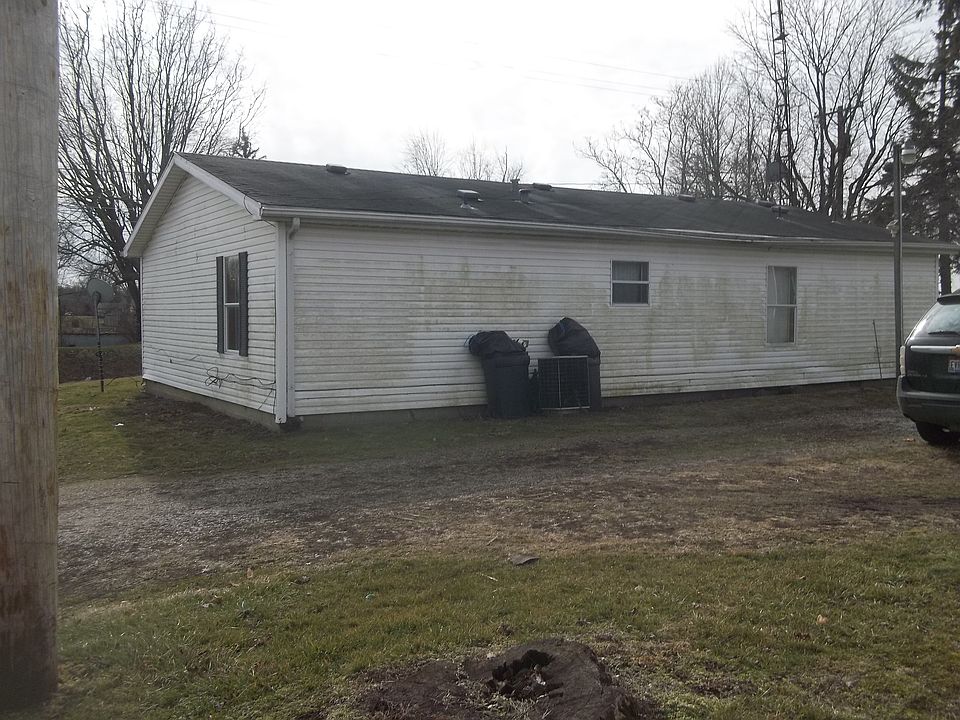 2nd image of 168 W Front St