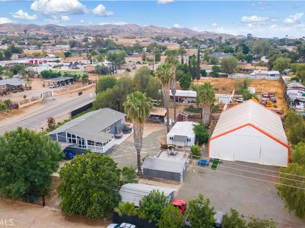 20970 Rider St, Perris, CA 92570