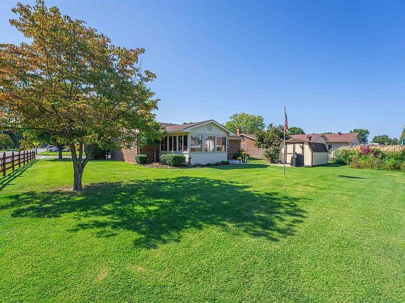 5th image of 1701 Thistle Ct