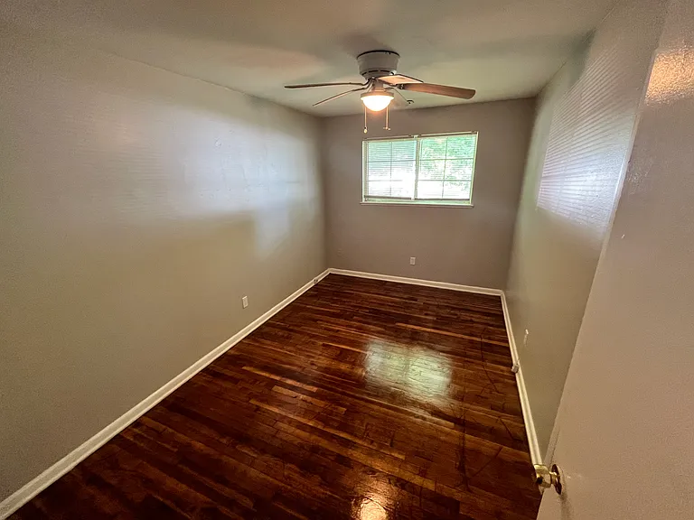 1125 Gatling Dr — Photo 4