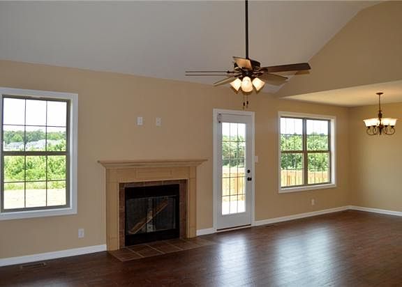 2nd image of 158 Liberty Park Lot 158